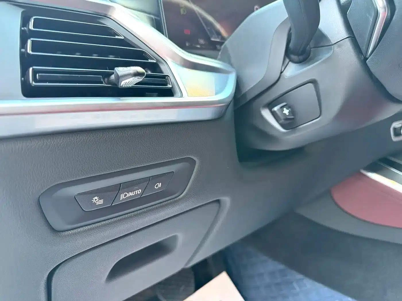 BMW X5 2023 xDrive 30Li M Sport Shadow Edition — миниатюра 4
