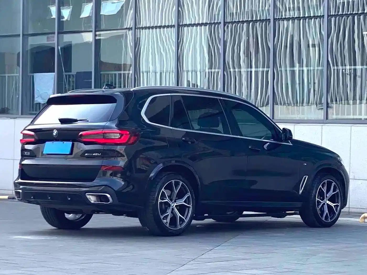 BMW X5 2022 xDrive 40Li M Sport Package — миниатюра 9