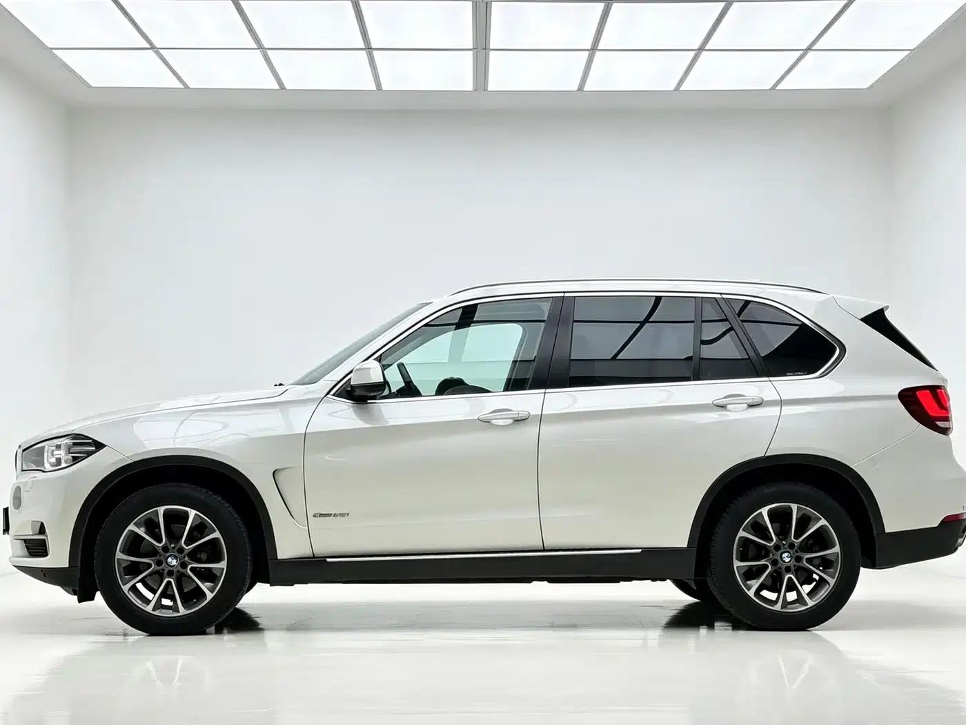 2014 BMW X5 xDrive35i Leading Edition (Imported) — миниатюра 3