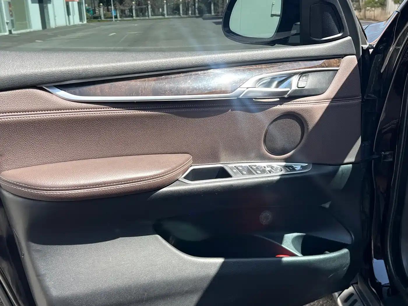 2015 BMW X5 xDrive28i (Imported) — миниатюра 9