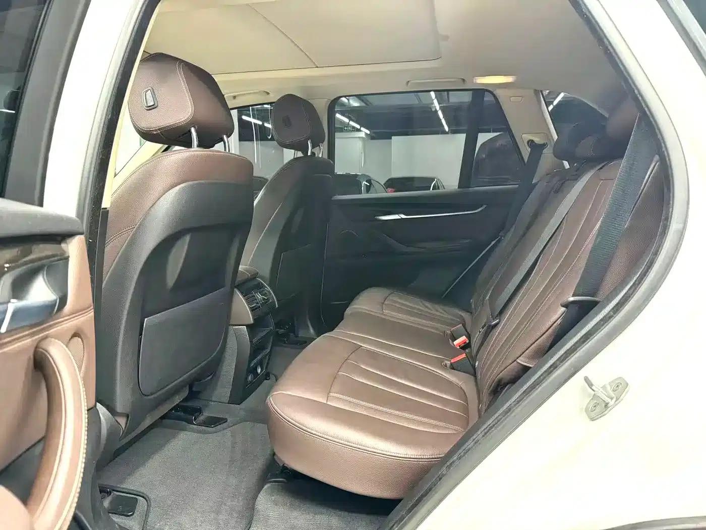 2015 BMW X5 xDrive35i China Limited Edition (Imported) — миниатюра 9