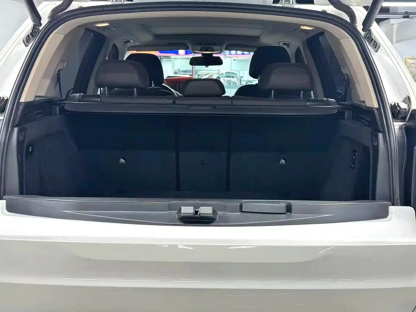 2015 BMW X5 xDrive35i China Limited Edition (Imported) — миниатюра 10
