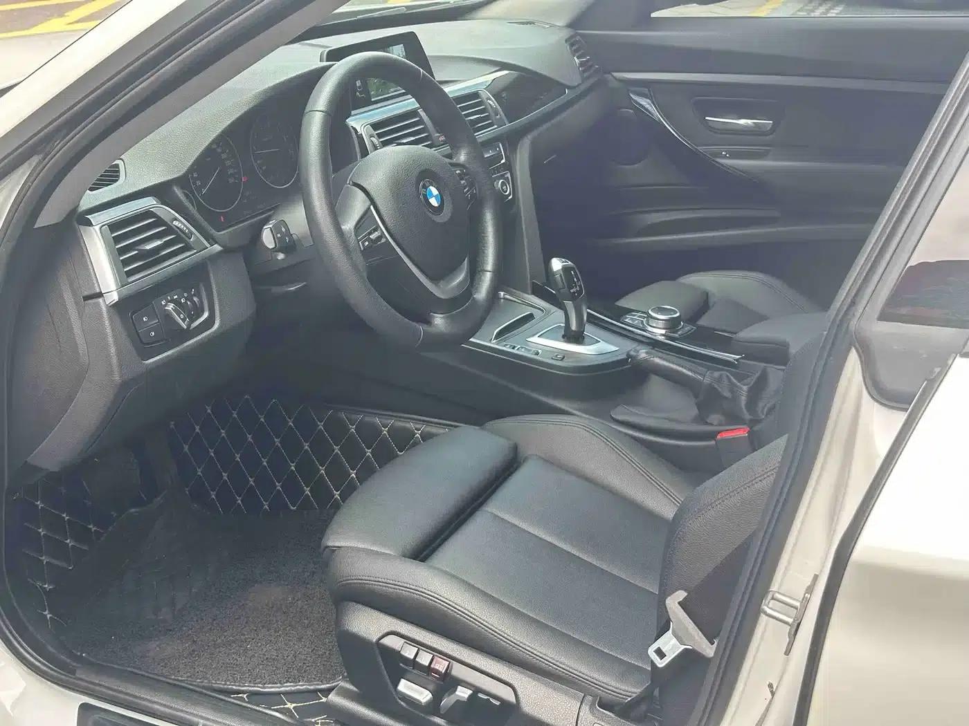 BMW 3 Series GT 2018 320i Fashion Edition — миниатюра 4