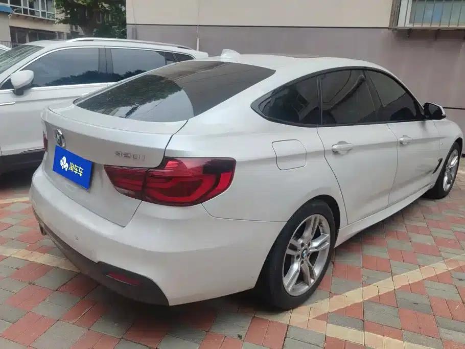 2020 BMW 3 Series GT 320i M Sport Package — миниатюра 3