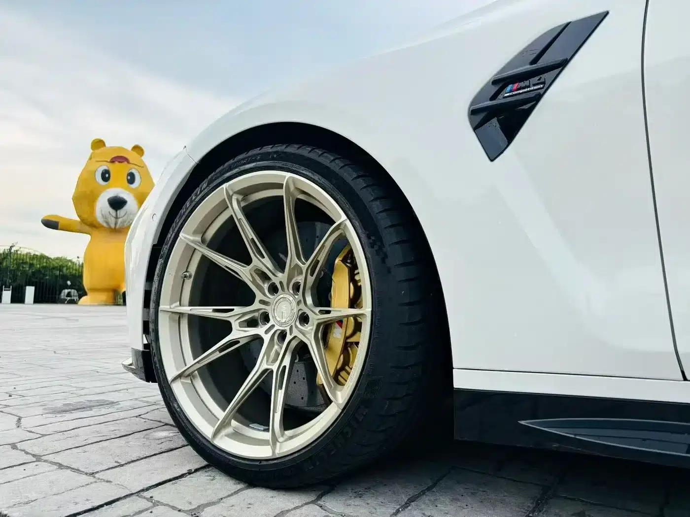 2025 BMW M4 Coupe, Nürburgring Official Collaboration Limited Edition — миниатюра 6