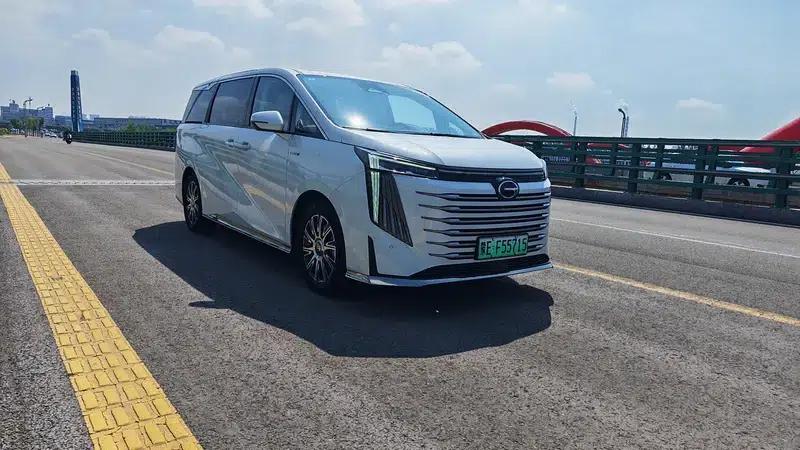 Trumpchi E9 PHEV 2023 2.0TM MAX — миниатюра 3