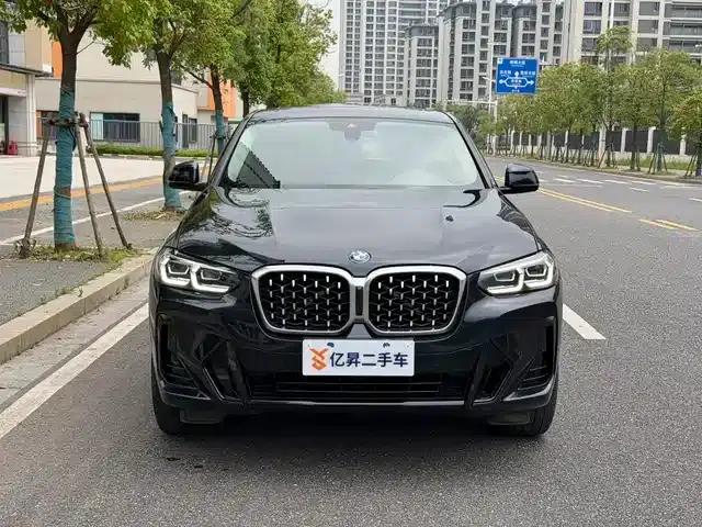 2022 BMW X4 xDrive 25i M Sport Package