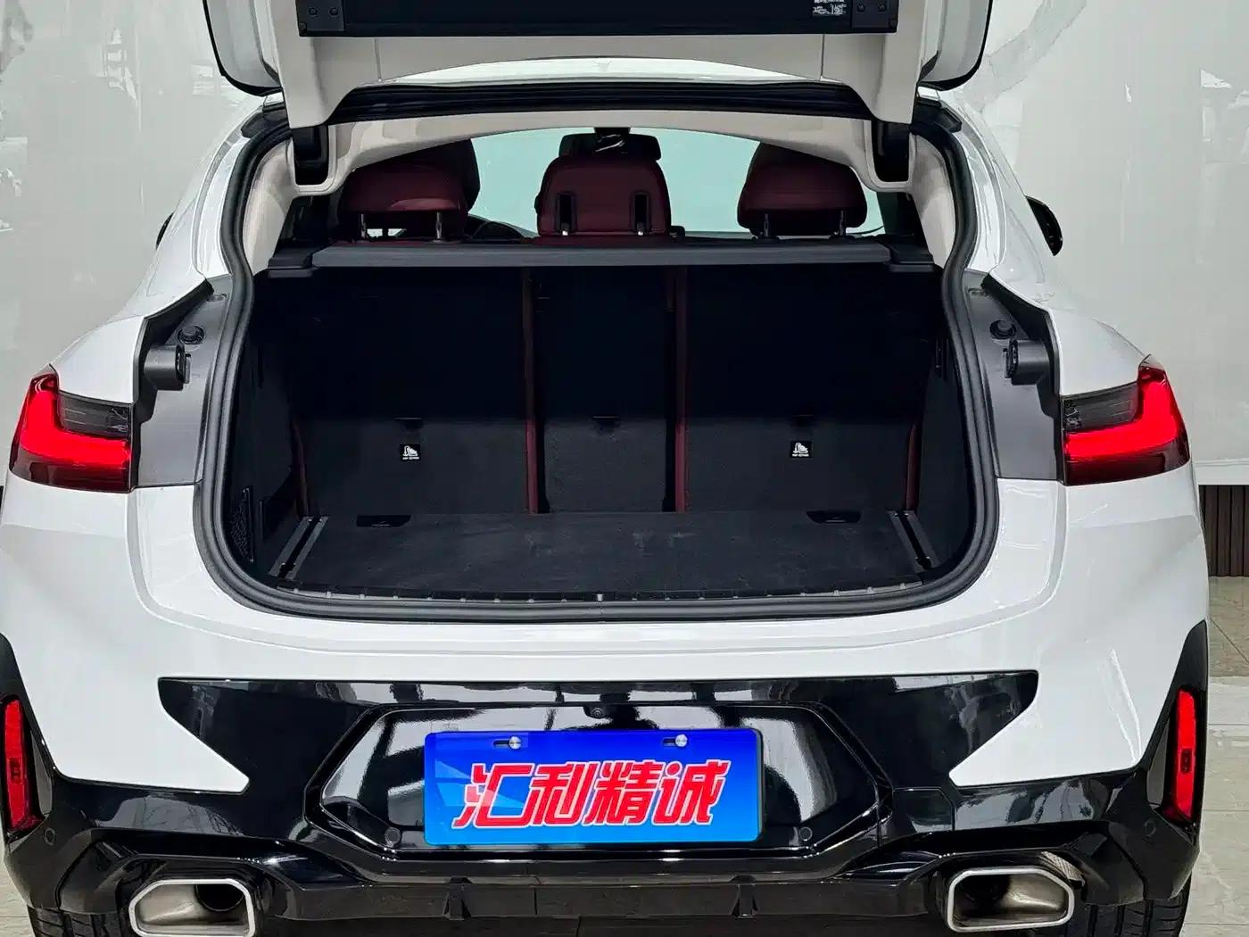 2022 BMW X4 xDrive 30i M Sport Package — миниатюра 20