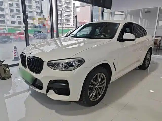 2020 BMW X4 xDrive25i M Sport Package