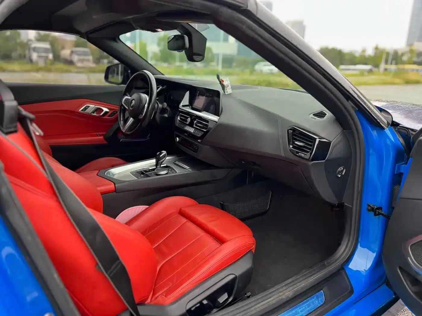 BMW Z4 2020 sDrive 25i Silver Frost Limited Edition — миниатюра 9