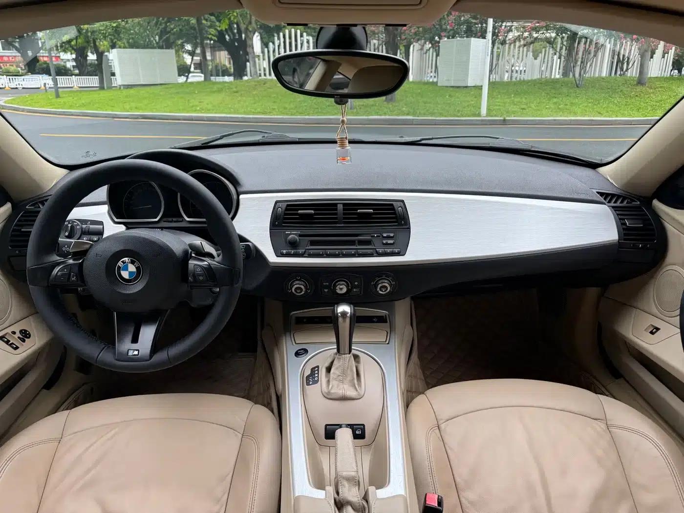 BMW Z4 2007 3.0si Coupe — миниатюра 7
