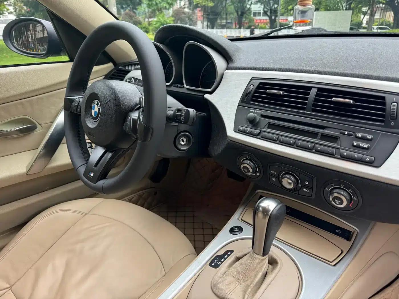 BMW Z4 2007 3.0si Coupe — миниатюра 8