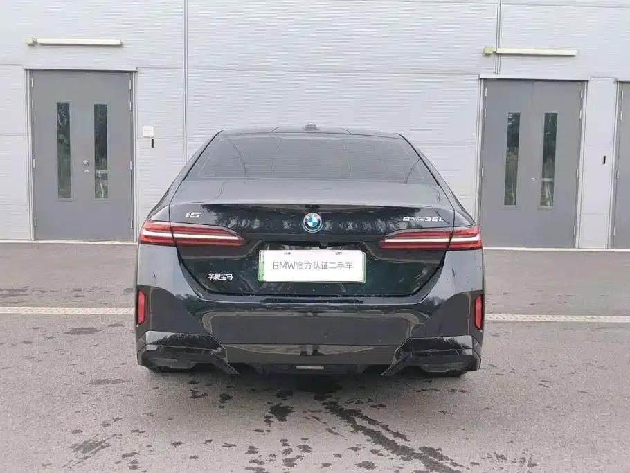 BMW i5 2025 eDrive 35L M Sport Package — миниатюра 6