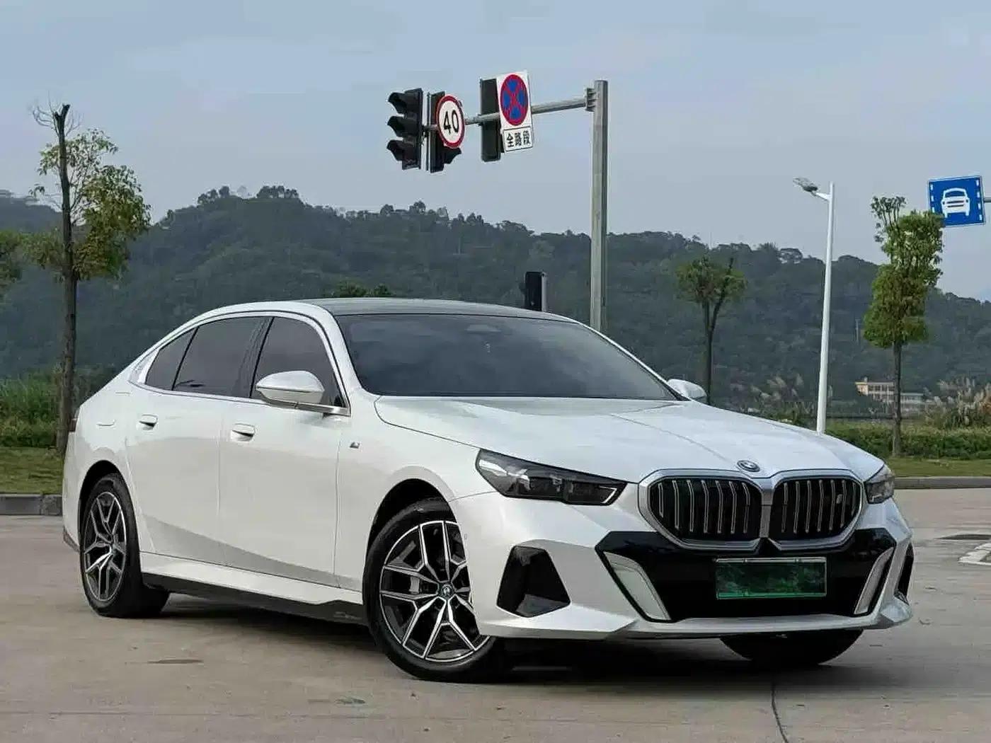 BMW i5 2024 eDrive 35L M Sport Package — миниатюра 3