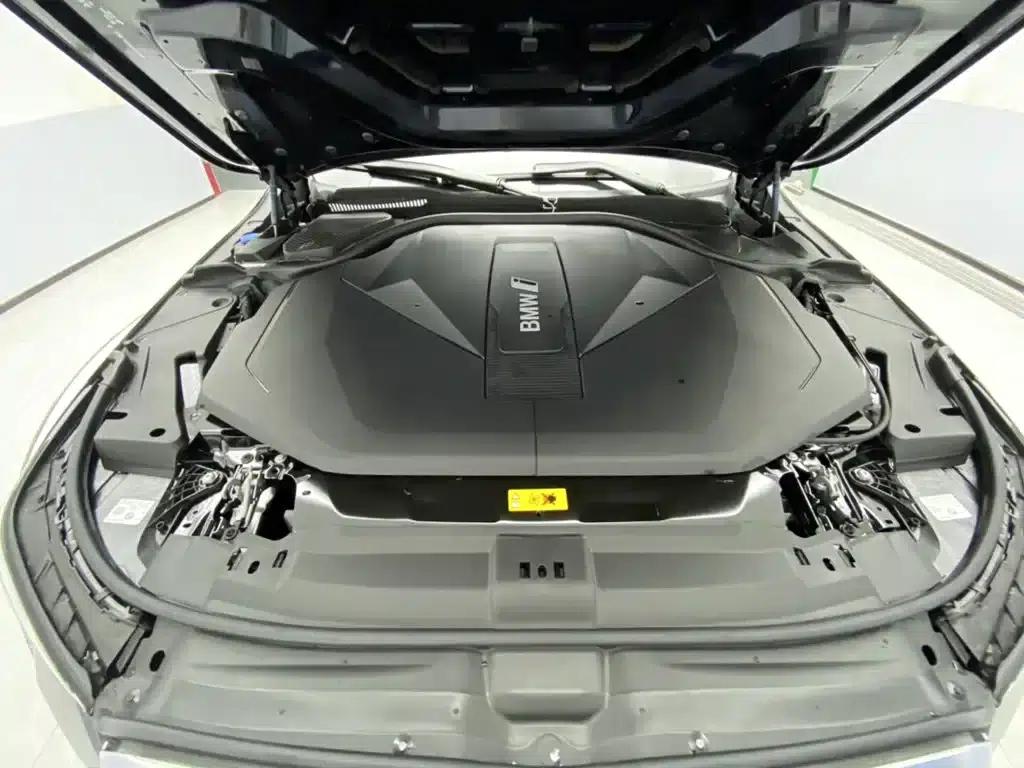 BMW i5 2024 eDrive 35L M Sport Package — миниатюра 12
