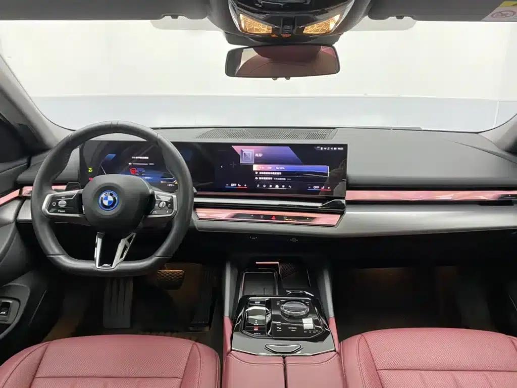 BMW i5 2024 eDrive 35L M Sport Package — миниатюра 13