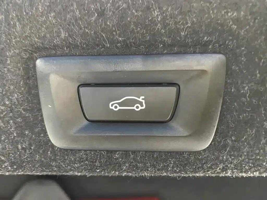 BMW i5 2024 eDrive 35L M Sport Package — миниатюра 28