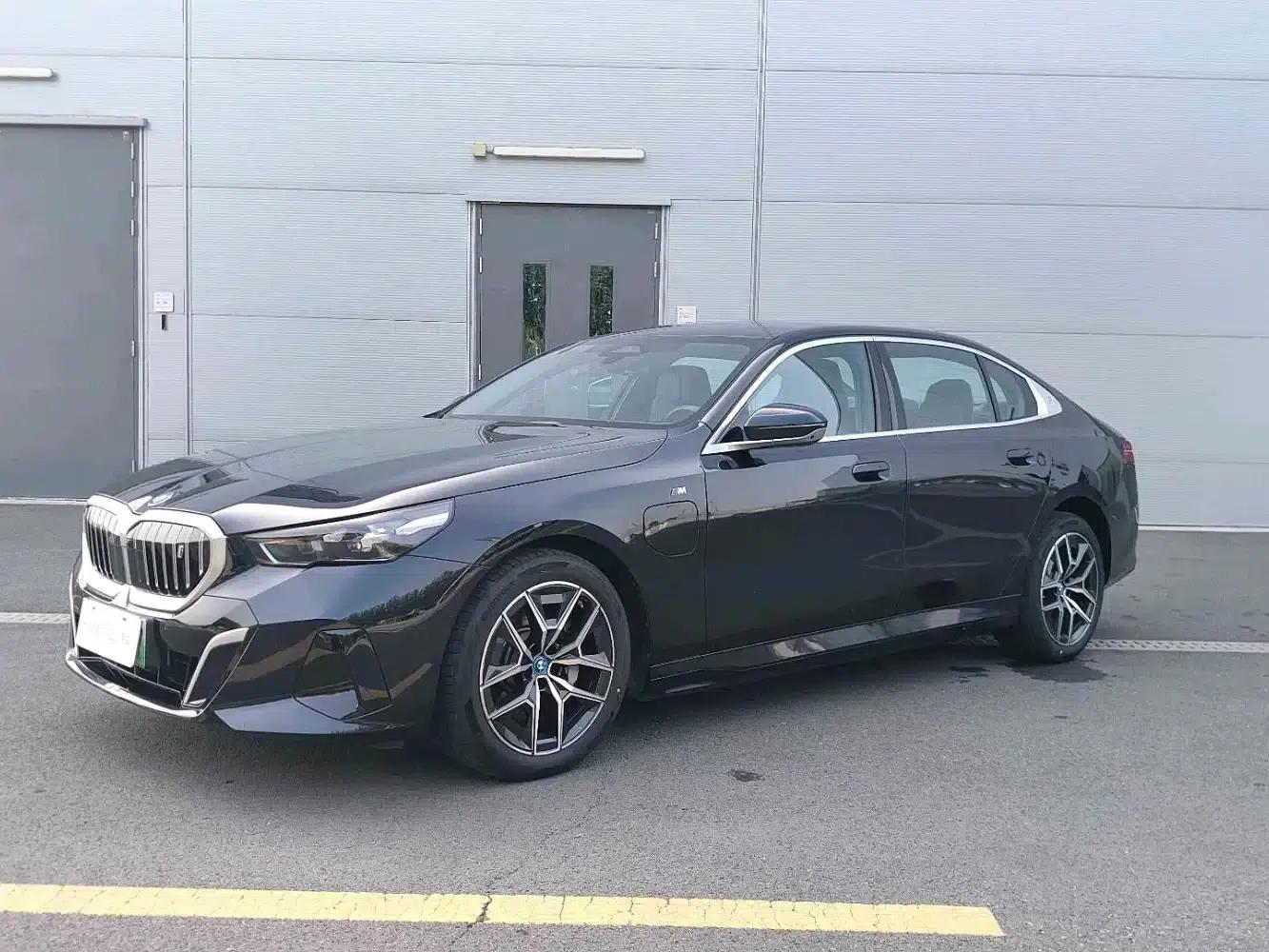 BMW i5 2025 eDrive 40L M Sport Package — миниатюра 1