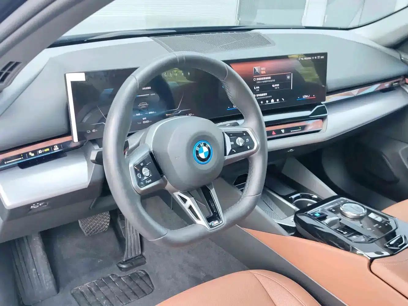 BMW i5 2025 eDrive 40L M Sport Package — миниатюра 4