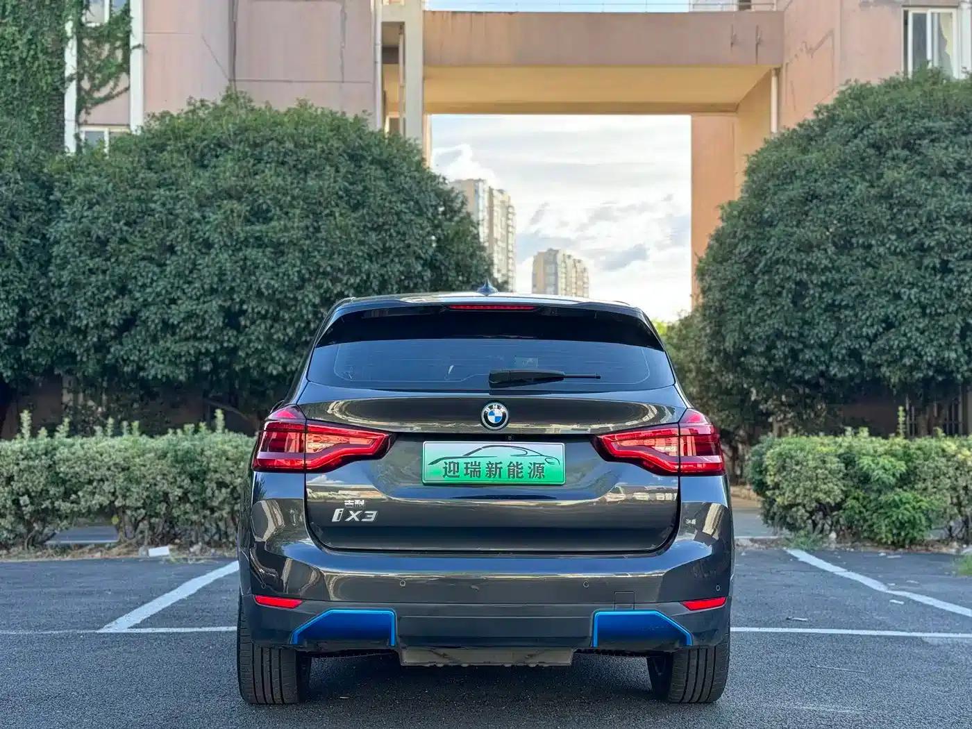 BMW iX3 2021 Leading Edition — миниатюра 3