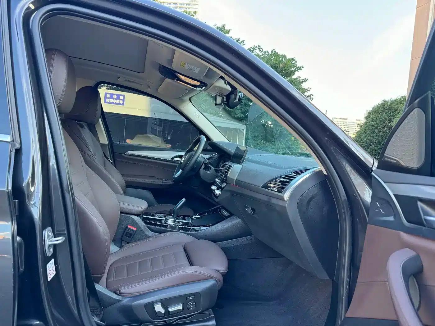 BMW iX3 2021 Leading Edition — миниатюра 10