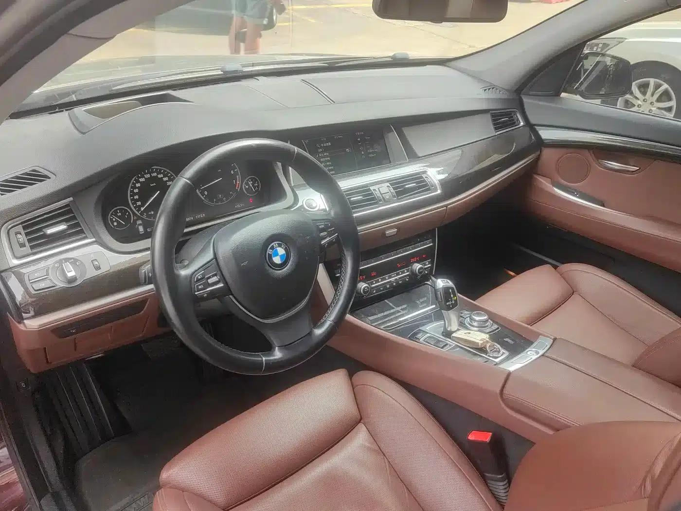 BMW 5 Series GT 2013 535i Elegant Edition — миниатюра 2