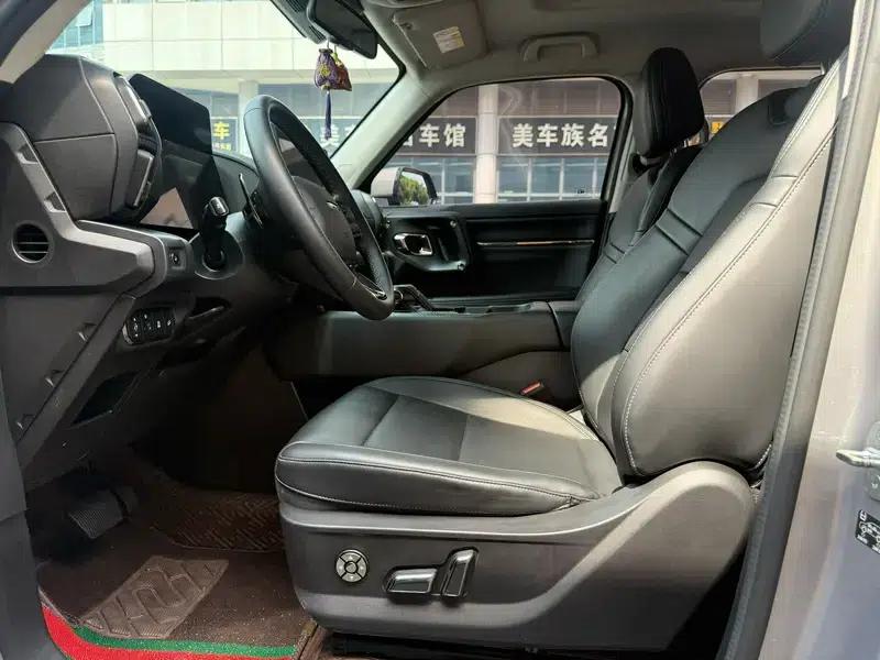 Haval Big Dog PLUS 2023 1.5T 2WD Trendy Wild Edition Plus — миниатюра 8