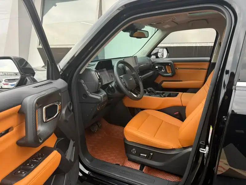 Haval Big Dog PLUS 2023 2.0T 2WD Trendy Wild Edition Plus — миниатюра 15