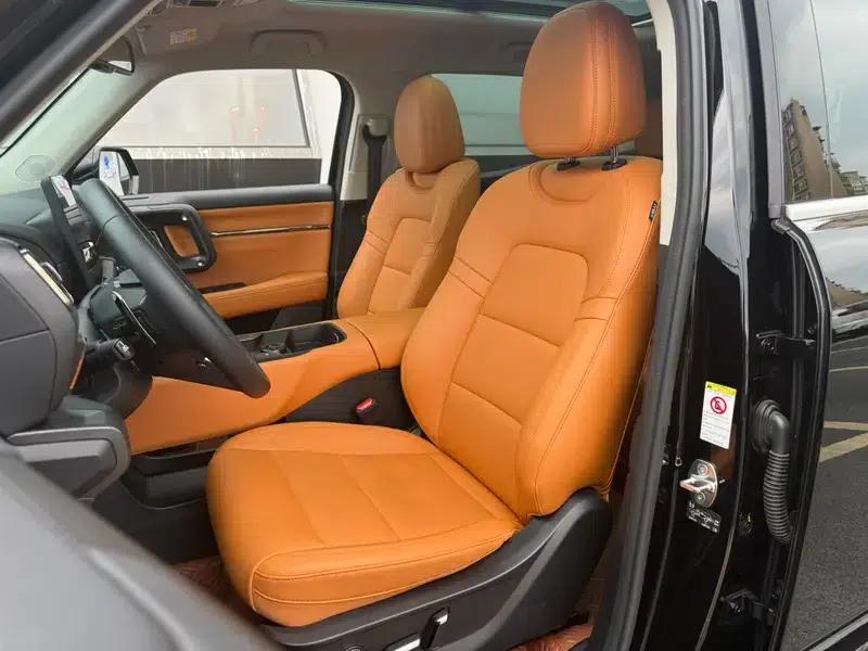Haval Big Dog PLUS 2023 2.0T 2WD Trendy Wild Edition Plus — миниатюра 16