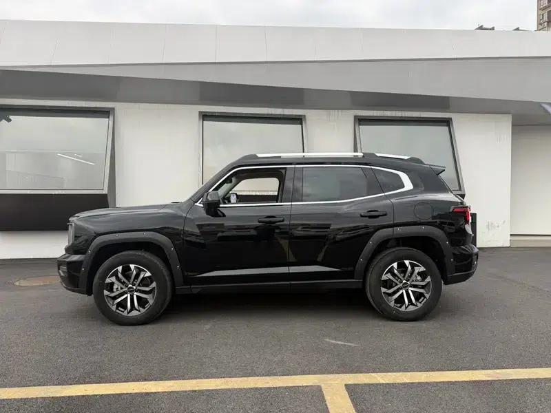 Haval Big Dog PLUS 2023 2.0T 2WD Trendy Wild Edition Plus — миниатюра 4