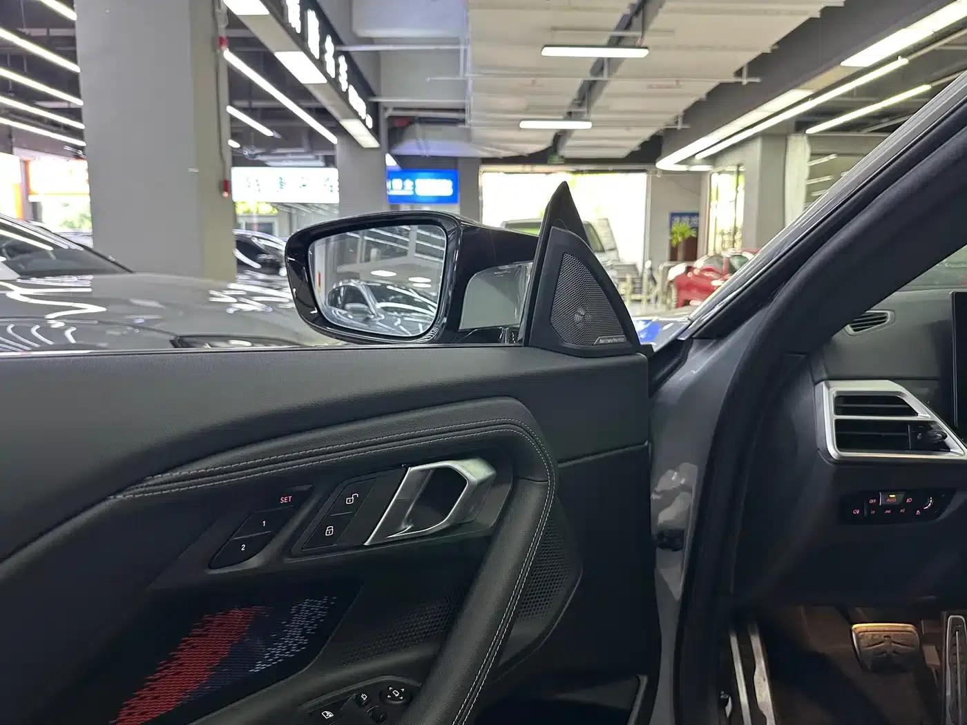 2024 BMW M2 — миниатюра 10