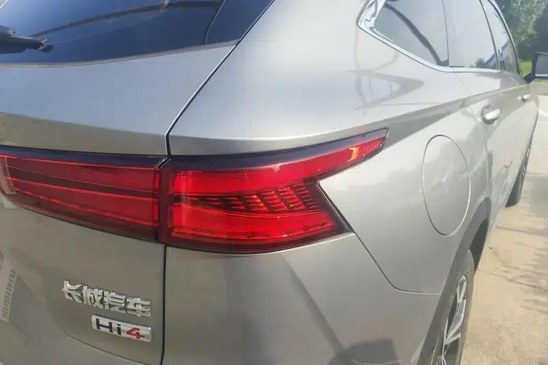 Haval Xiaolong MAX 2023 1.5L Hi4 105 4WD Navigator Edition — миниатюра 12