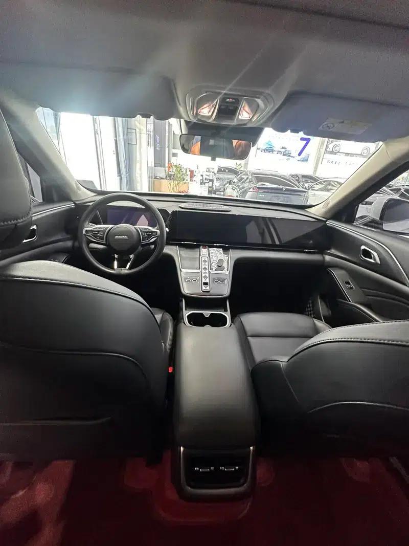 Haval Xiaolong MAX 2023 1.5L Hi4 105 4WD Intelligent Flagship Edition — миниатюра 11