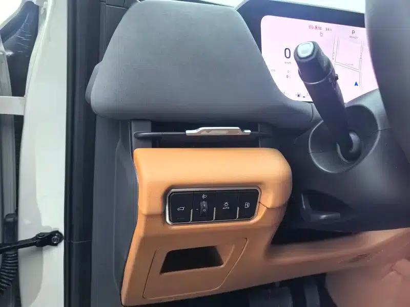 Haval Xiaolong MAX 2025 1.5L Hi4 165 Ultra Smart Driving Edition — миниатюра 18