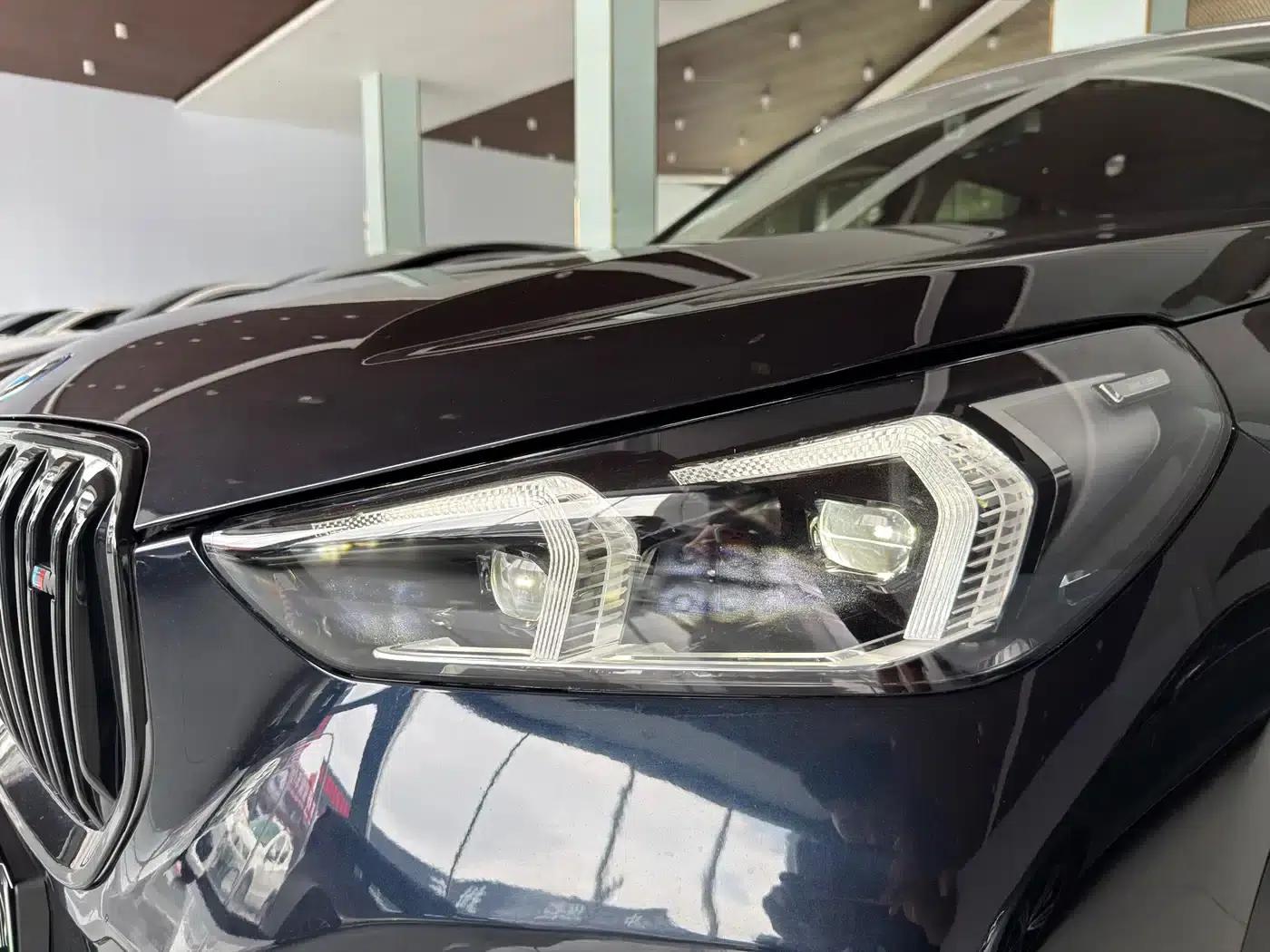 BMW iX1 2023 eDrive25L M Sport Package — миниатюра 6