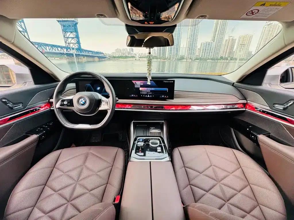 BMW i7 2023 eDrive50L Leading M Sport Package — миниатюра 4