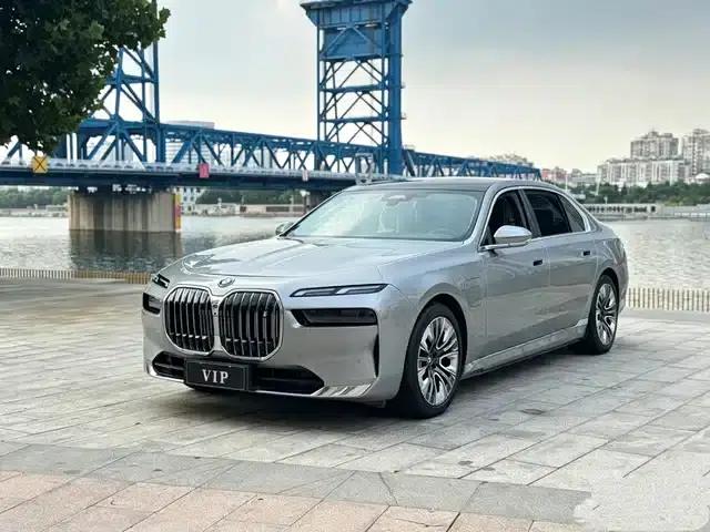 BMW i7 2023 eDrive50L Leading M Sport Package
