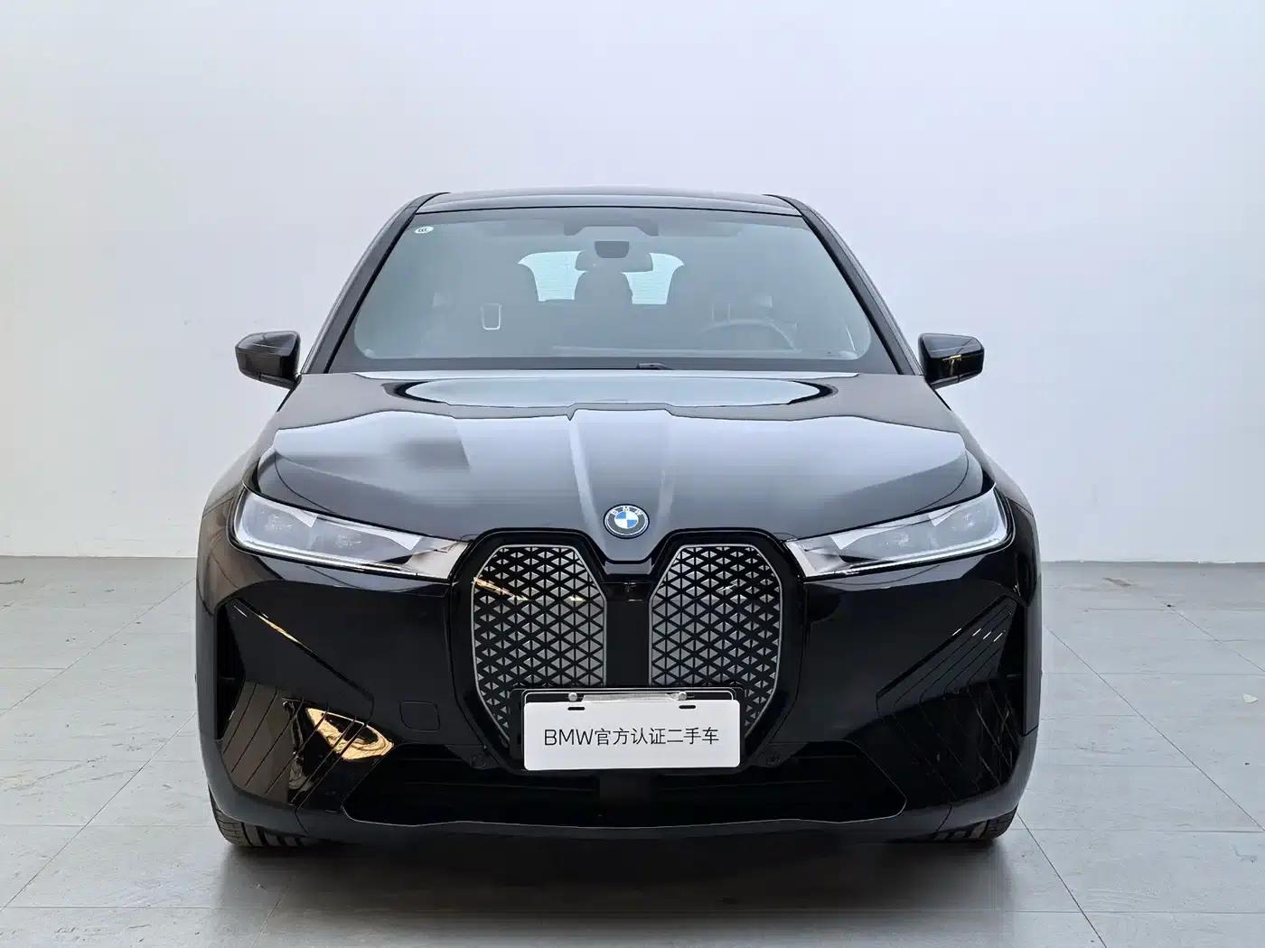 BMW iX 2023 Facelift xDrive50 — миниатюра 2