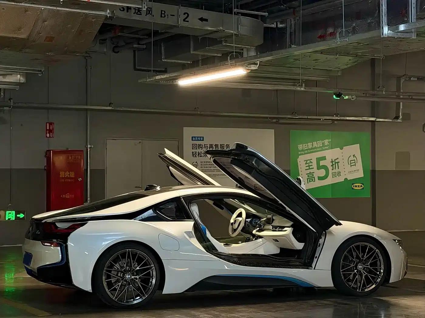 BMW i8 2014 Standard Edition — миниатюра 6