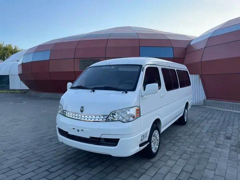 Jinbei Haishi 2011 2.0L Sixth Generation Xianglong Classic V20 — миниатюра 1