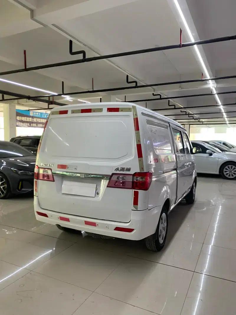 Little Sea Lion X30 2018 Model 1.5L Van Standard Edition DLCG14 — миниатюра 6