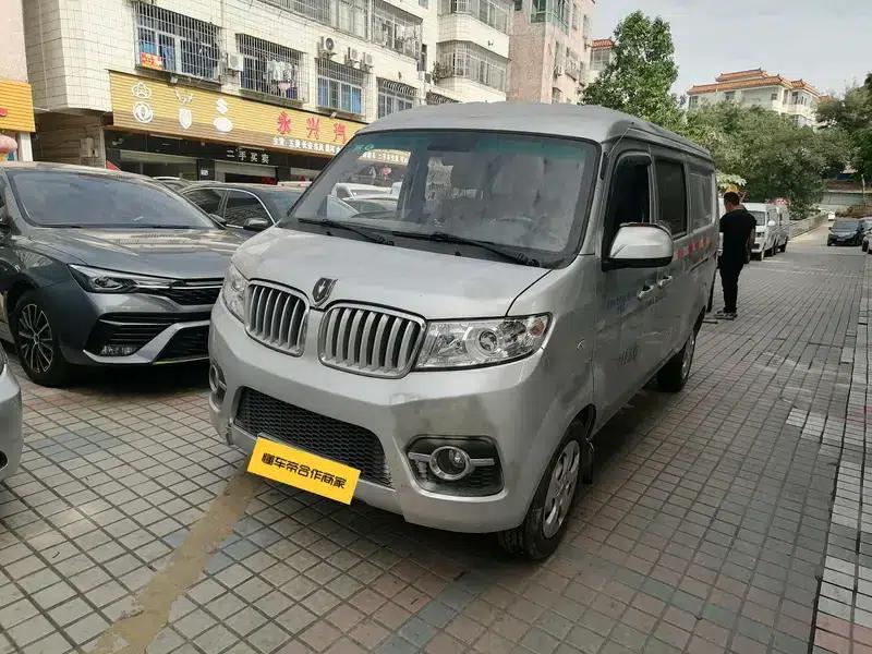 Little Sea Lion X30 2018 Model 1.3L Van Comfort Edition DLCG12 — миниатюра 1