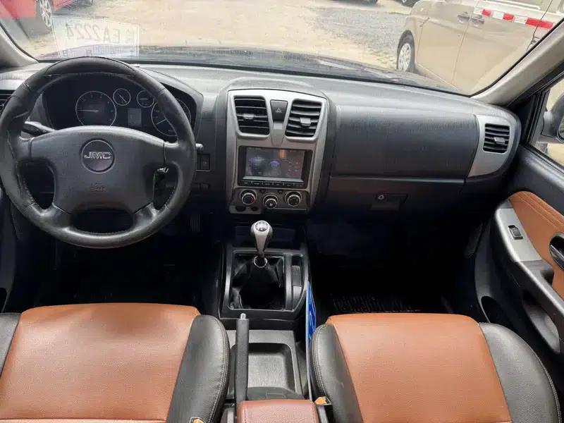 Baodian 2016 New Value-for-Money Diesel Two-Wheel Drive Standard Car Basic Model JX493ZLQ4G — миниатюра 6