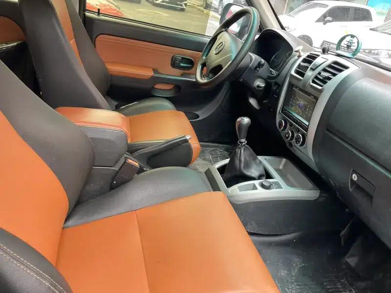 Baodian 2018 Model 2.9T New Value 4WD Diesel Luxury Standard Cargo Box JX4D30B5L — миниатюра 11