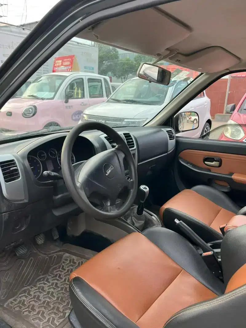Baodian 2018 Model 2.9T New Value Two-Wheel Drive Diesel Luxury Standard Cargo Box JX4D30B5L — миниатюра 7