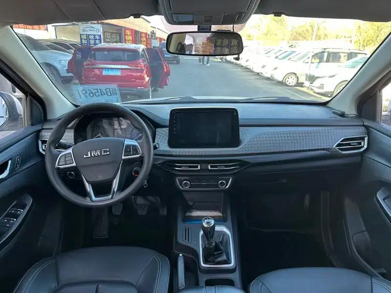 Baodian 2023 2.5T Manual Diesel 4WD Comfort Edition (Standard Wheelbase) — миниатюра 7