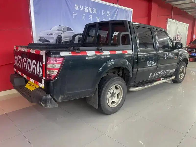 Baodian 2016 New Value-for-Money Diesel 4WD Standard Cargo Box Luxury Model JX493ZLQ4G — миниатюра 4