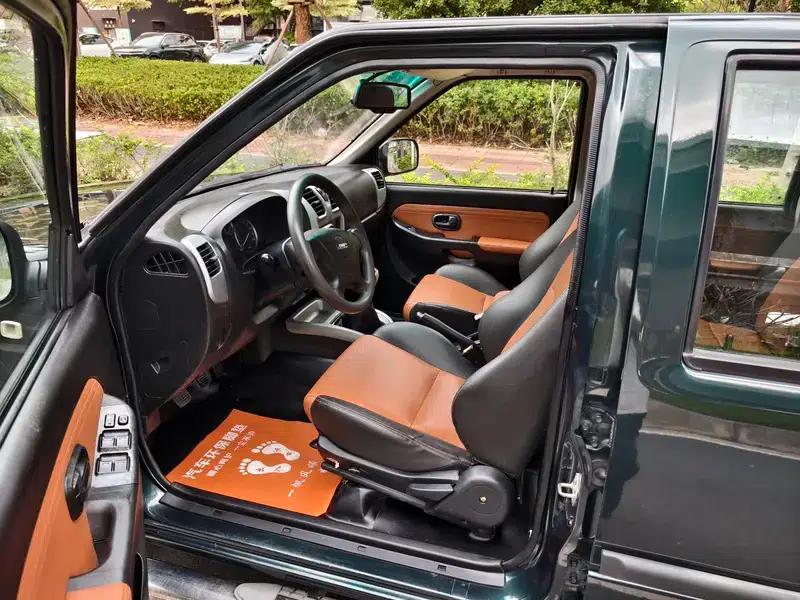 Baodian 2018 Model 2.9T New Value Two-Wheel Drive Diesel Luxury Standard Cargo Box JX4D30B5L — миниатюра 12