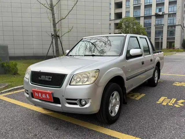 Baodian 2013 2.0L Two-Wheel Drive Gasoline Comfort Value Edition