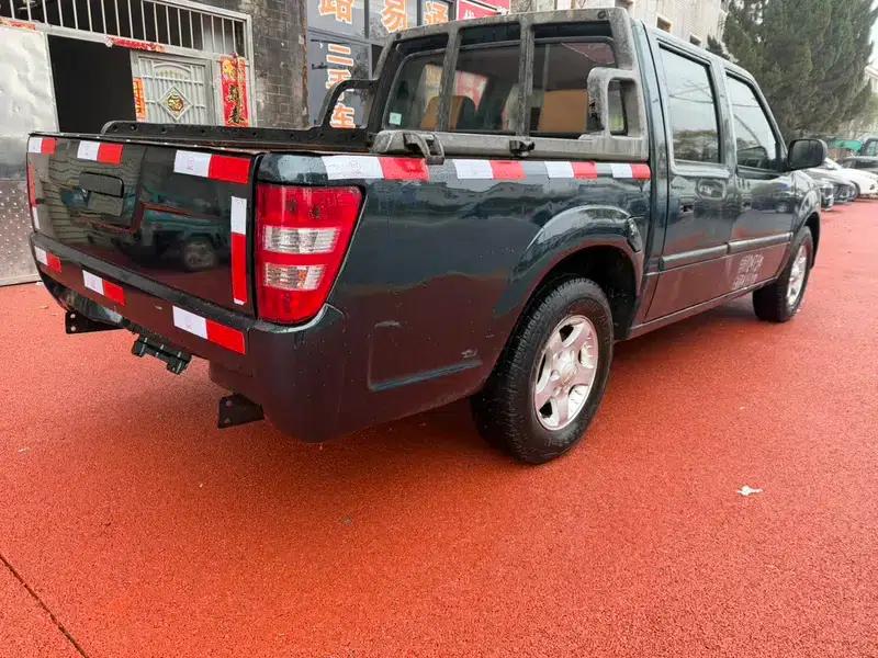 Baodian 2018 Model 2.9T New Value Two-Wheel Drive Diesel Comfort Standard Cargo Box JX4D30B5L — миниатюра 6